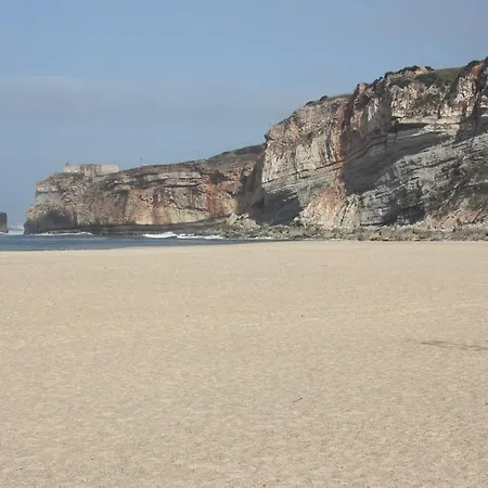 アパート Carmona